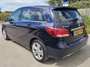 Used Mercedes-Benz B Class 2016 for sale - 79049023: Photo