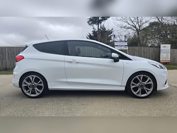 Used Ford Fiesta 2018 for sale - 79698571: Photo