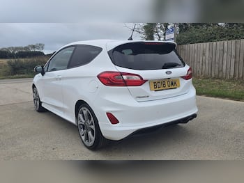 Used Ford Fiesta 2018 for sale - 79698571: Photo