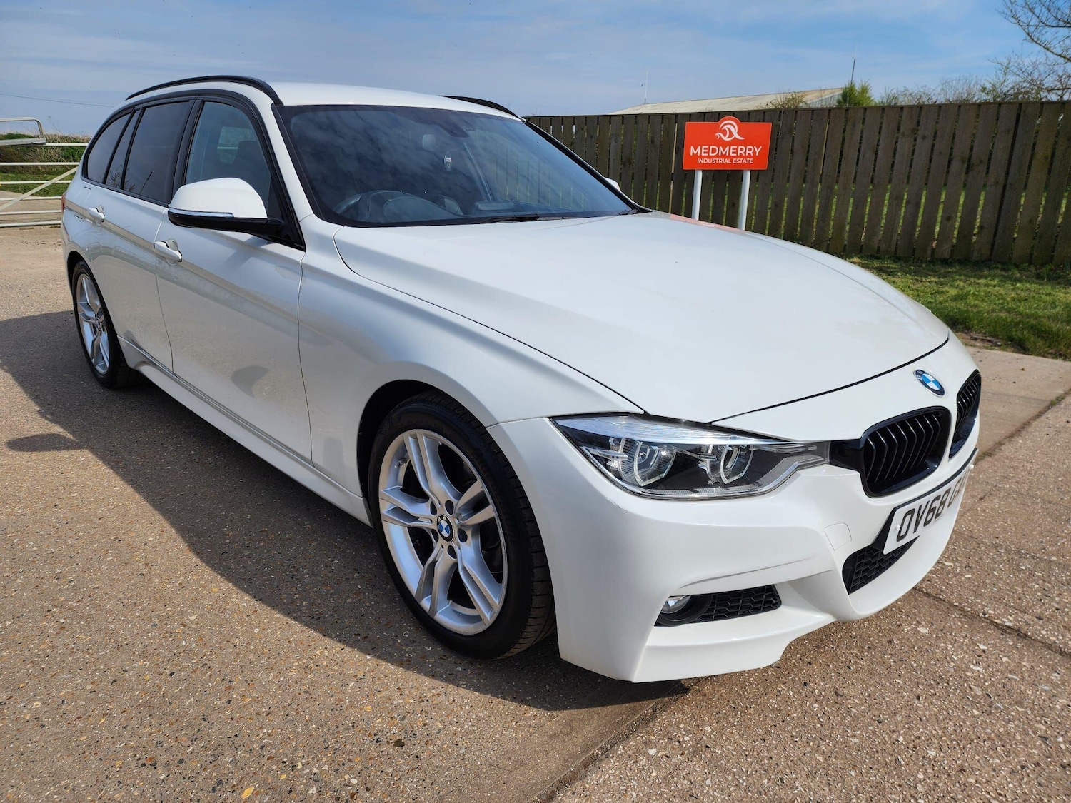 Used BMW 3 Series 2018 for sale - 77970049: Photo 1