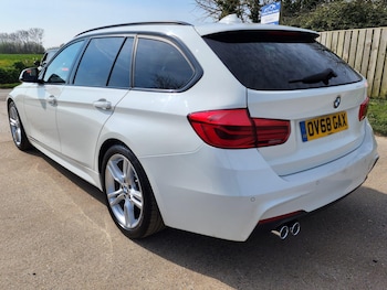 Used BMW 3 Series 2018 for sale - 77970049: Photo