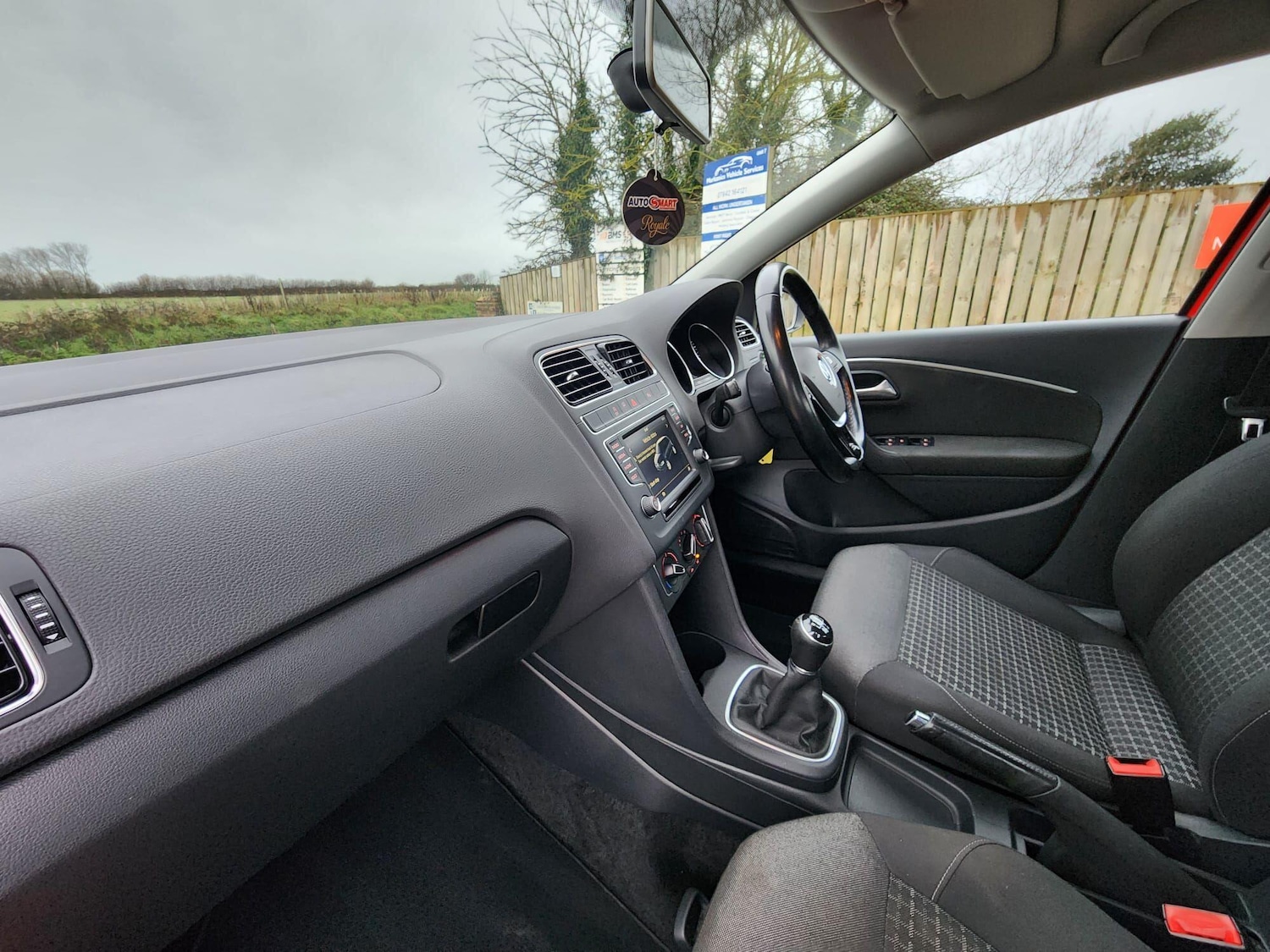 Used Volkswagen Polo 2016 for sale - 77130894: Photo 10