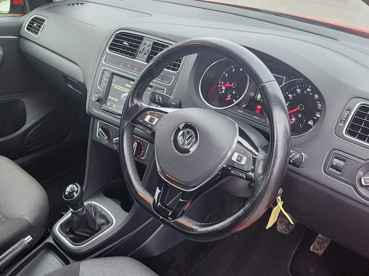 Used Volkswagen Polo 2016 for sale - 77130894: Photo 8