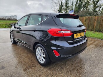 Used Ford Fiesta 2017 for sale - 77279655: Photo