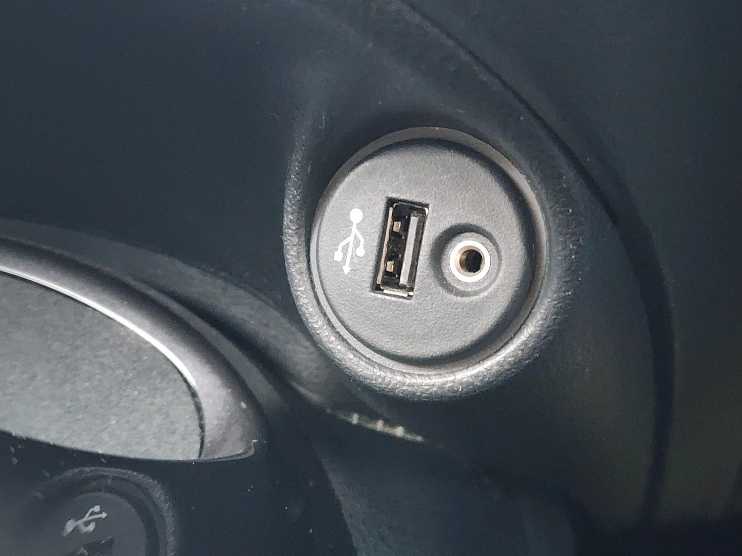 Used Nissan Juke 2014 for sale - 76549770: Photo 14