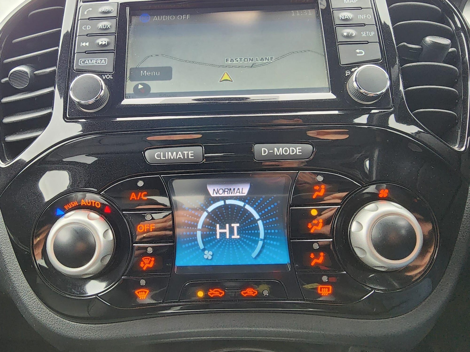 Used Nissan Juke 2014 for sale - 76549770: Photo 19