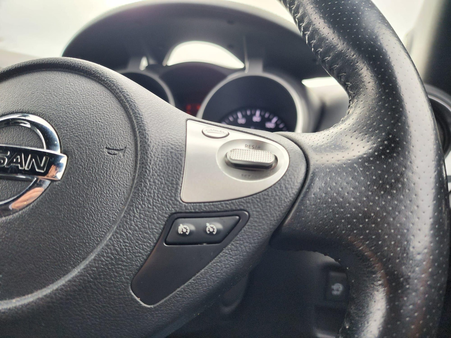 Used Nissan Juke 2014 for sale - 76549770: Photo 23