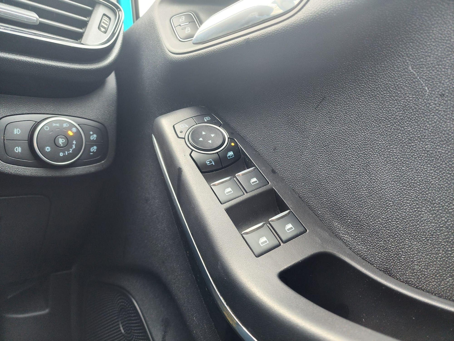 Used Ford Fiesta 2019 for sale - 76613135: Photo 13