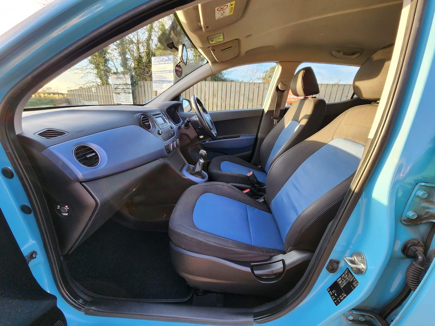 Used Hyundai i10 2015 for sale - 77131688: Photo 8