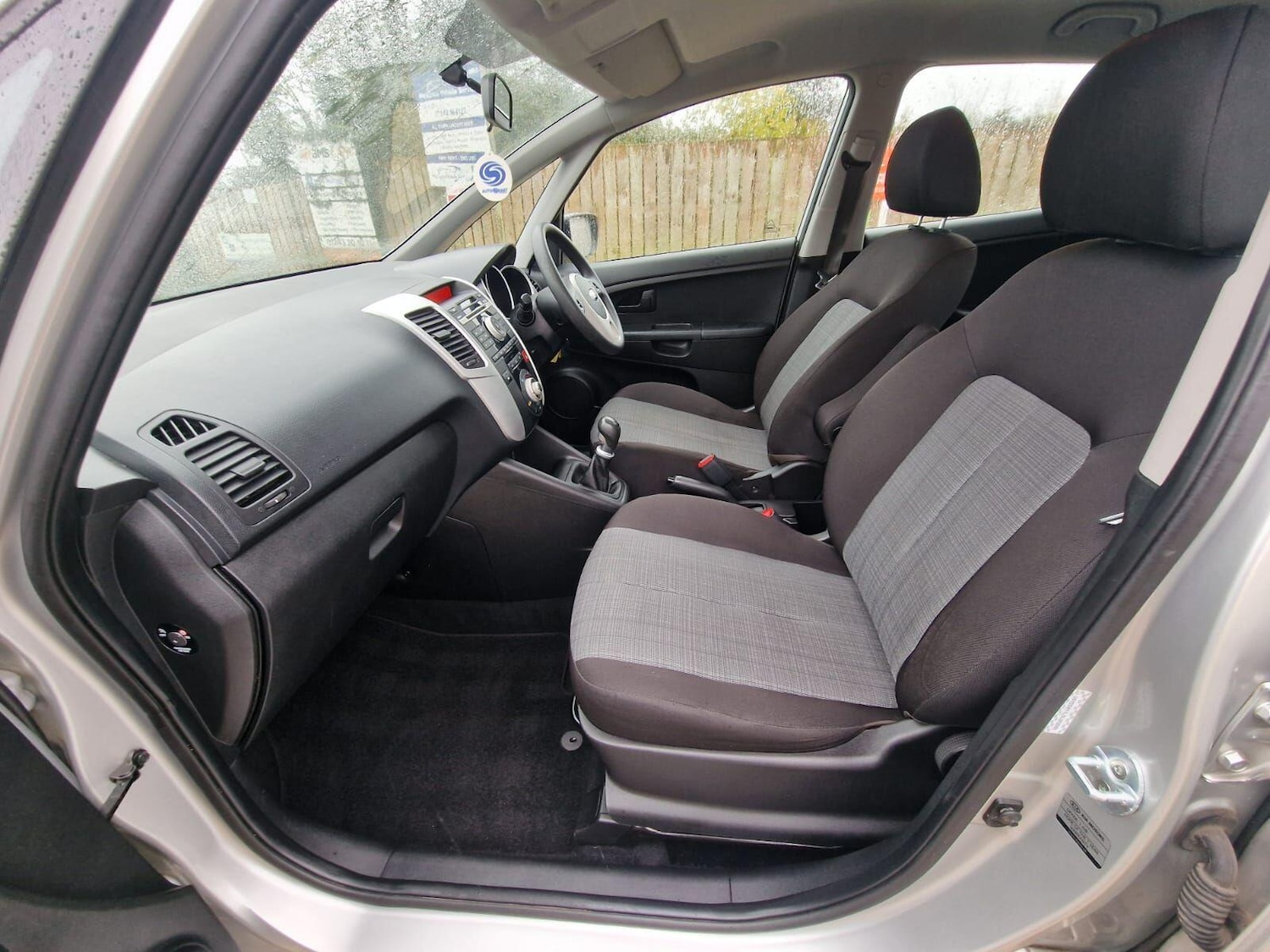 Used Kia Venga 2013 for sale - 76399228: Photo 13