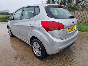 Used Kia Venga 2013 for sale - 76399228: Photo