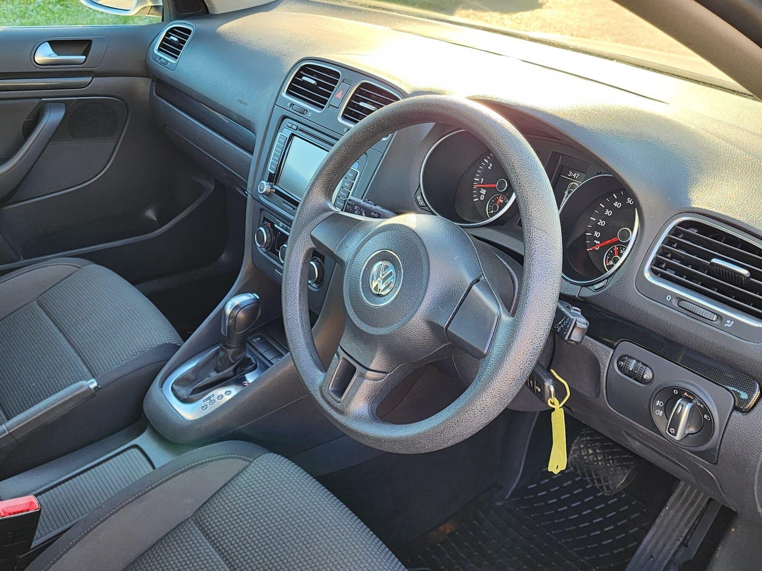 Used Volkswagen Golf 2013 for sale - 77892885: Photo 7