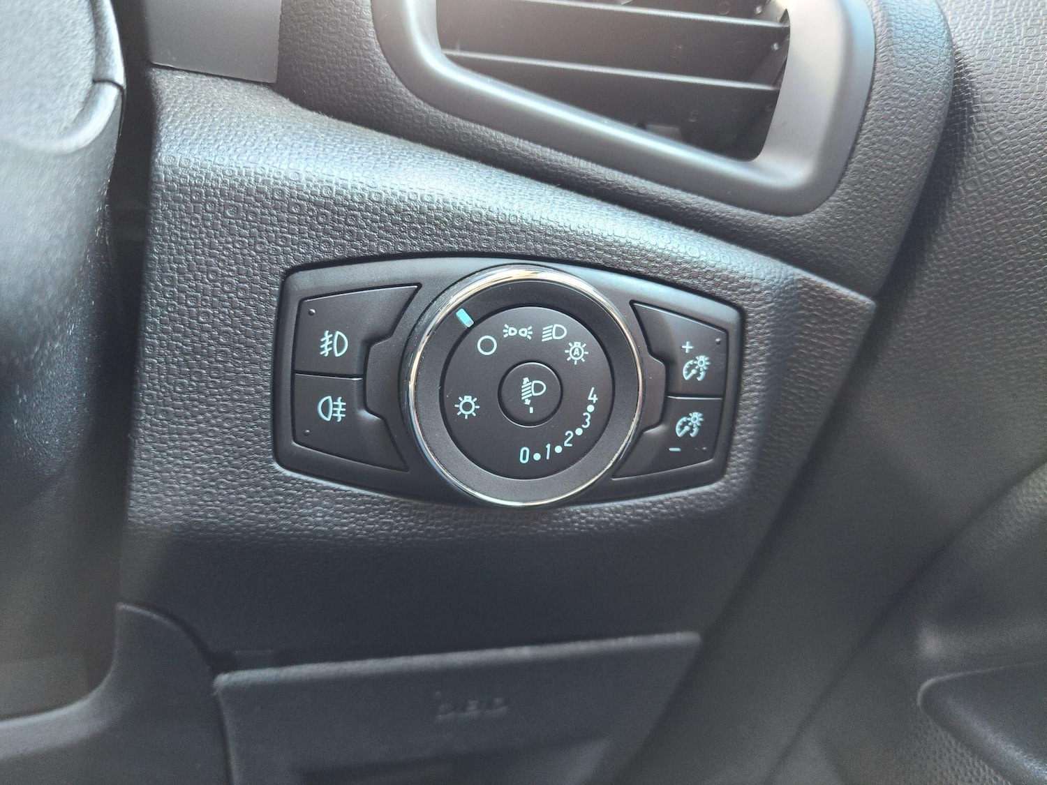 Used Ford Ecosport for sale - 77305976: Photo 14