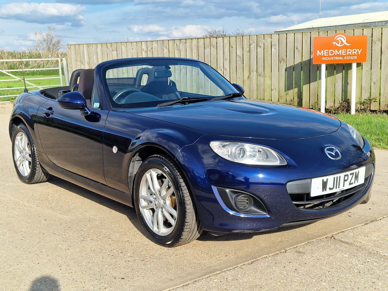 Used Mazda MX-5 2011 for sale - 76072243: Photo 1