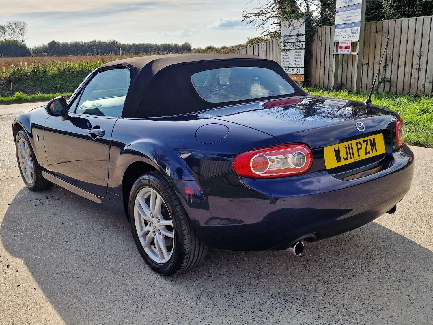 Used Mazda MX-5 2011 for sale - 76072243: Photo 5