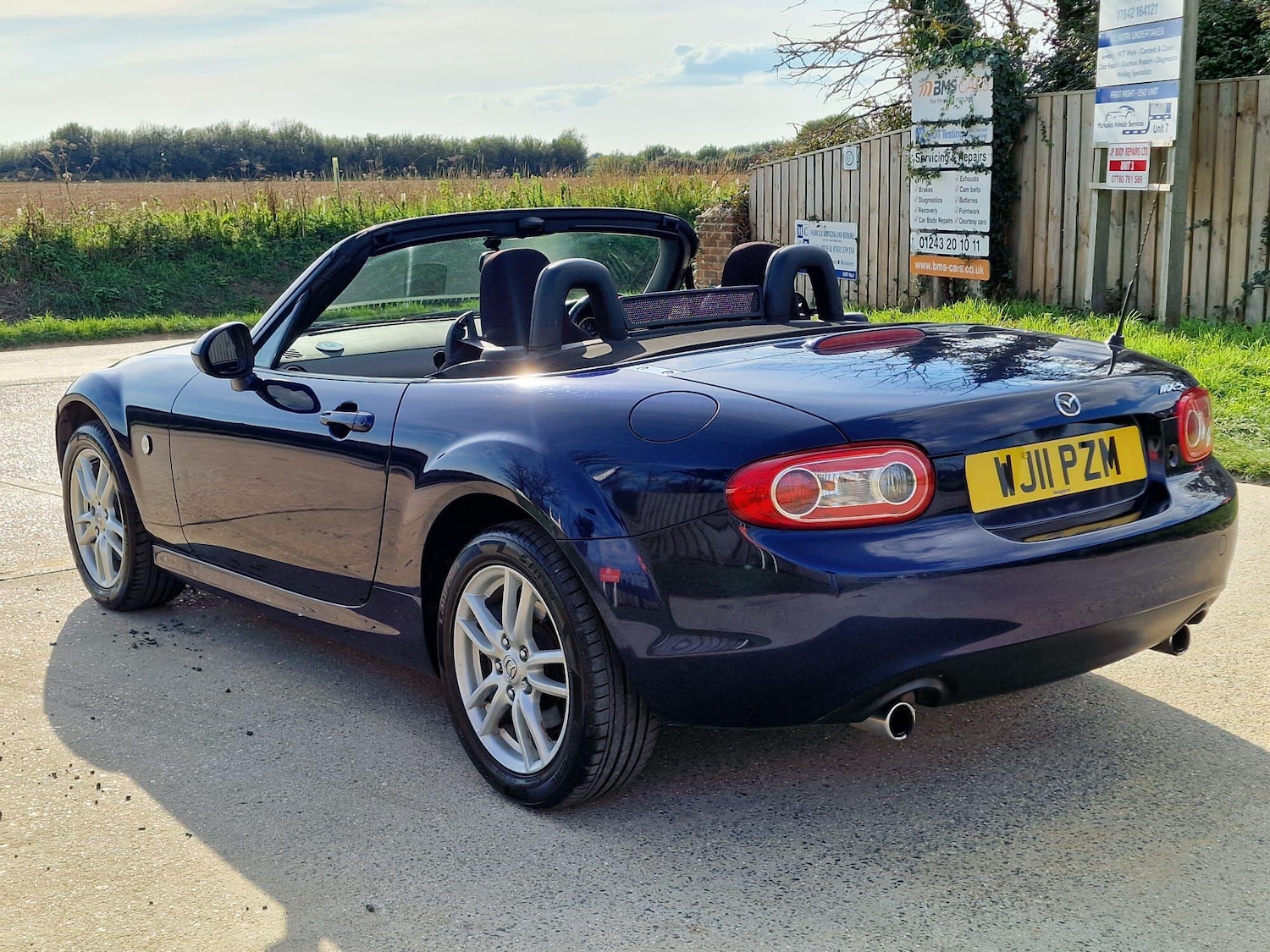 Used Mazda MX-5 2011 for sale - 76072243: Photo 6