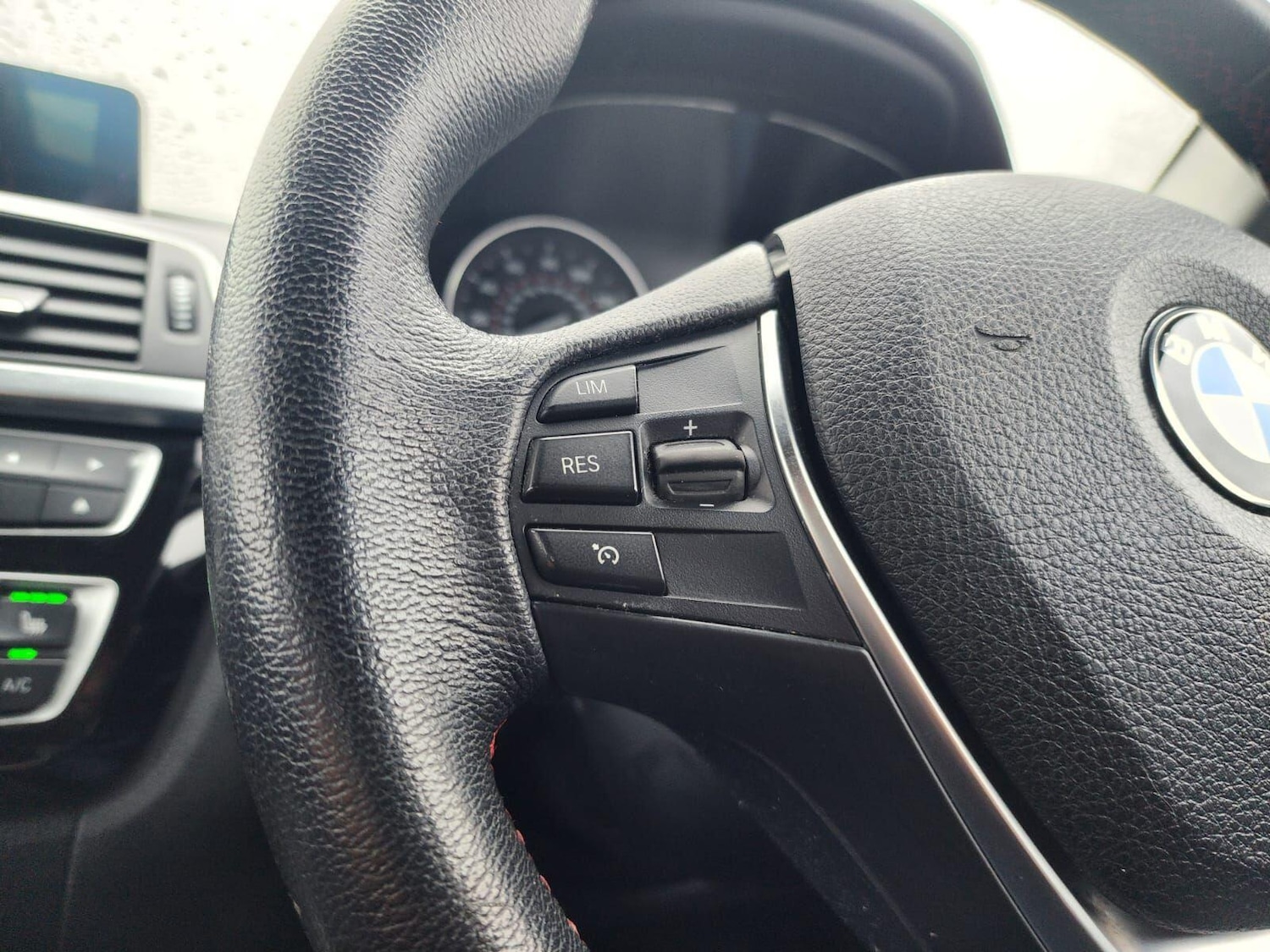 Used BMW 3 Series 2017 for sale - 76964623: Photo 19