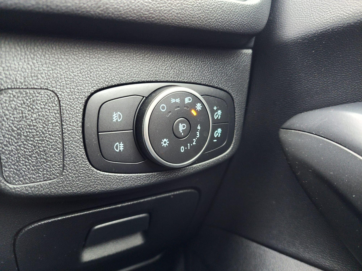 Used Ford Focus 2019 for sale - 77330732: Photo 11