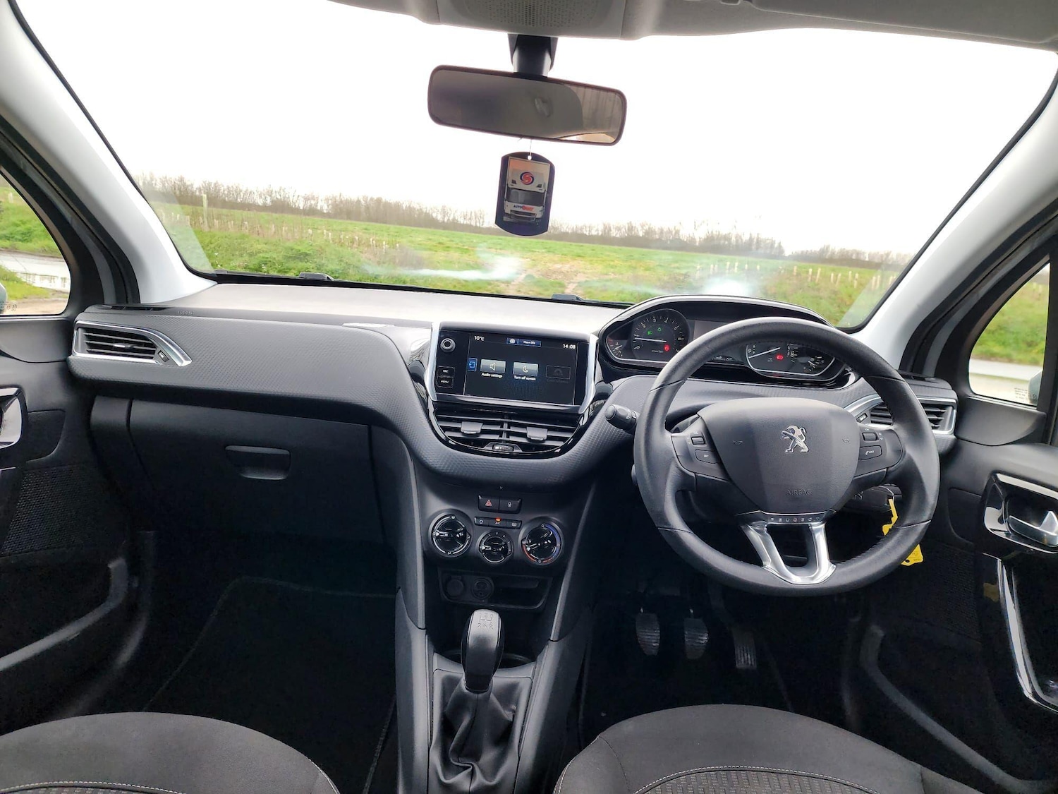 Used Peugeot 208 2016 for sale - 78086429: Photo 7