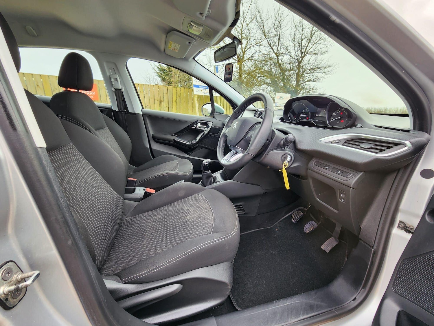 Used Peugeot 208 2016 for sale - 78086429: Photo 8