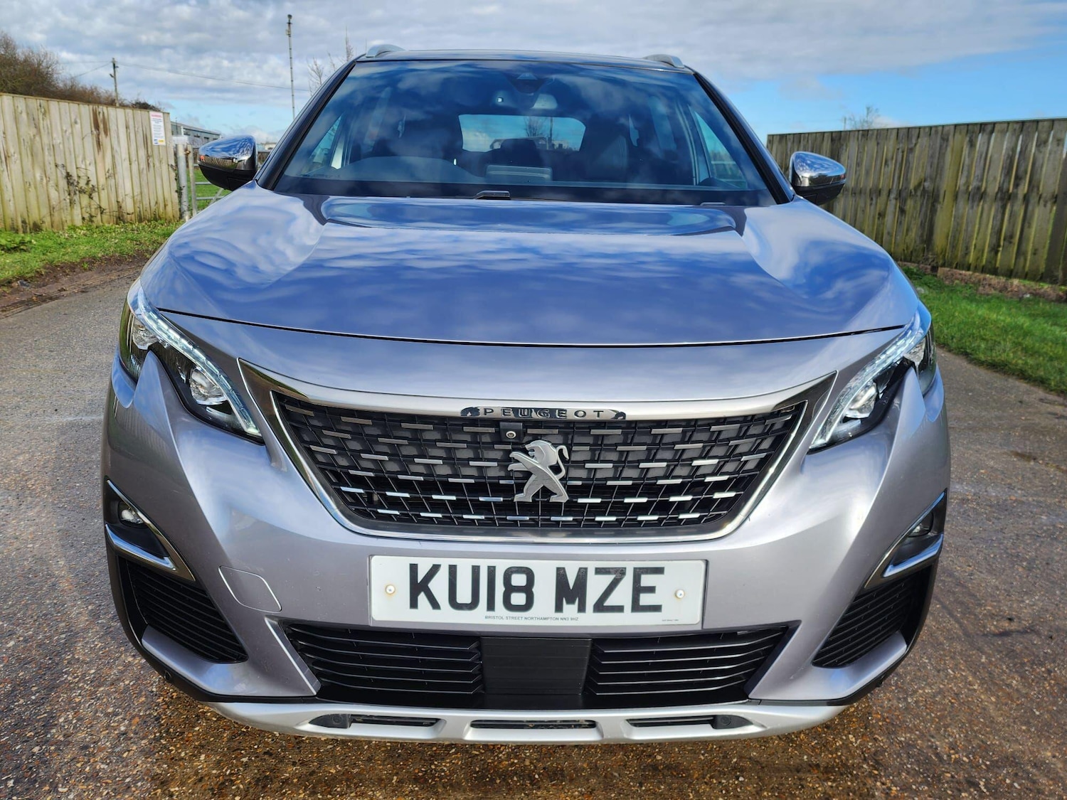 Used Peugeot 5008 2018 for sale - 77441268: Photo 2