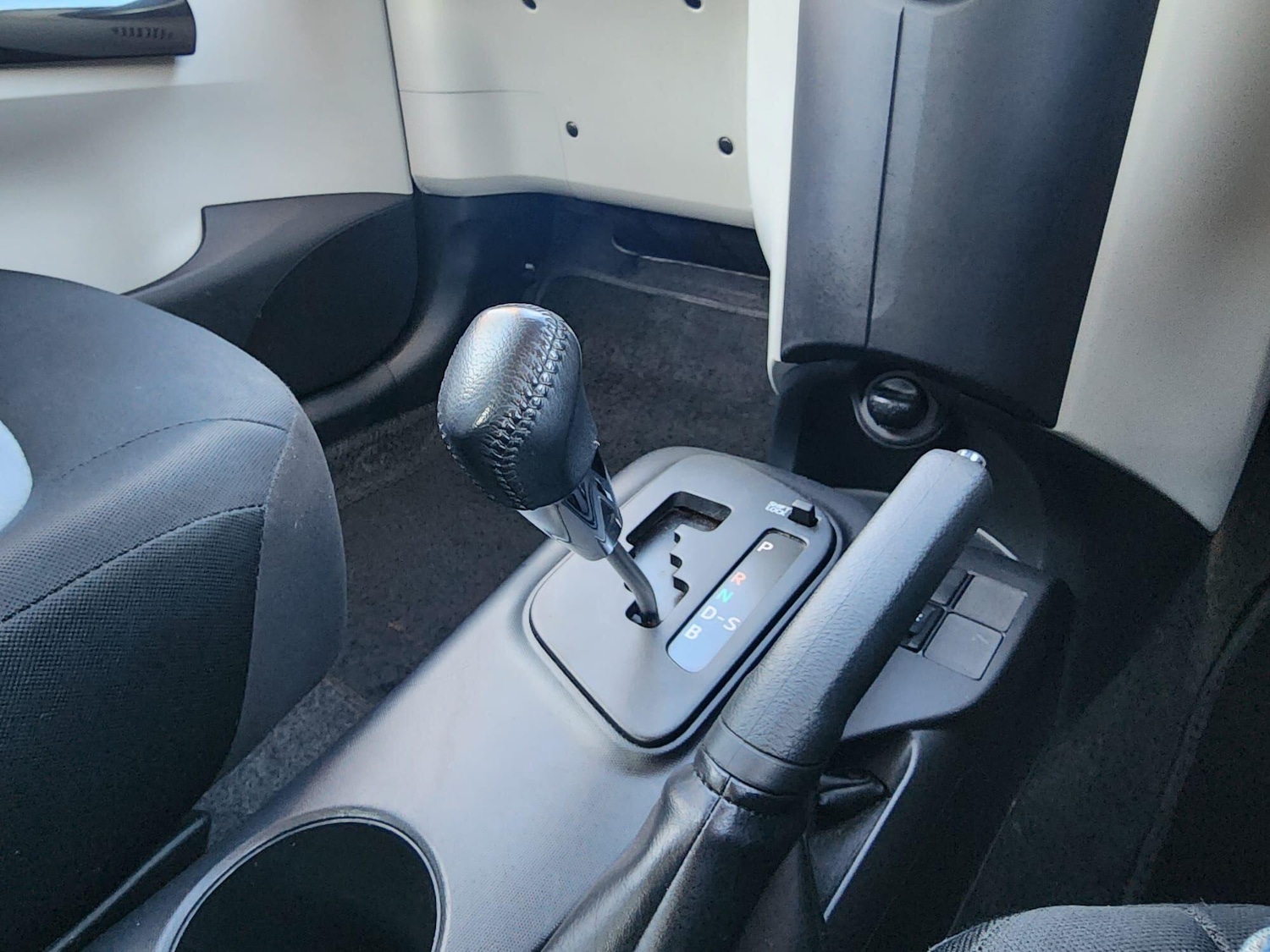 Used Toyota IQ 2013 for sale - 77119731: Photo 10