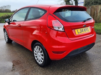 Used Ford Fiesta 2014 for sale - 76824176: Photo