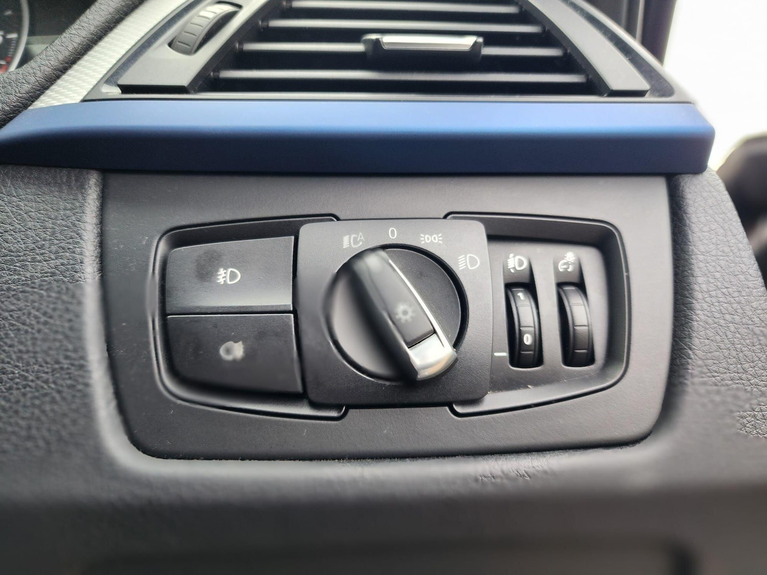 Used BMW 3 Series 2014 for sale - 76484578: Photo 21