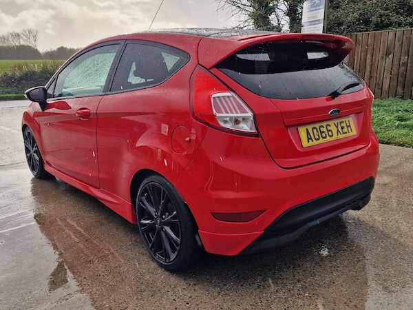 Used Ford Fiesta 2017 for sale - 76259894: Photo 4