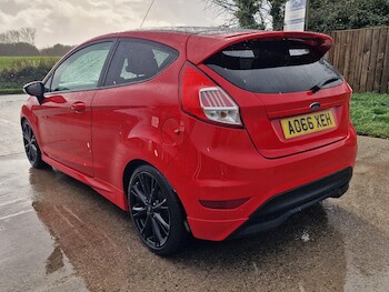 Used Ford Fiesta 2017 for sale - 76259894: Photo 4