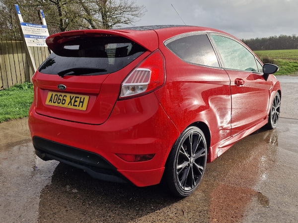 Used Ford Fiesta 2017 for sale - 76259894: Photo 6