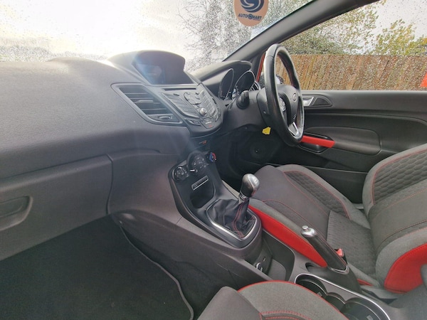 Used Ford Fiesta 2017 for sale - 76259894: Photo 7