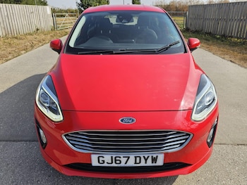 Used Ford Fiesta 2017 for sale - 79247789: Photo