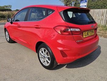 Used Ford Fiesta 2017 for sale - 79247789: Photo