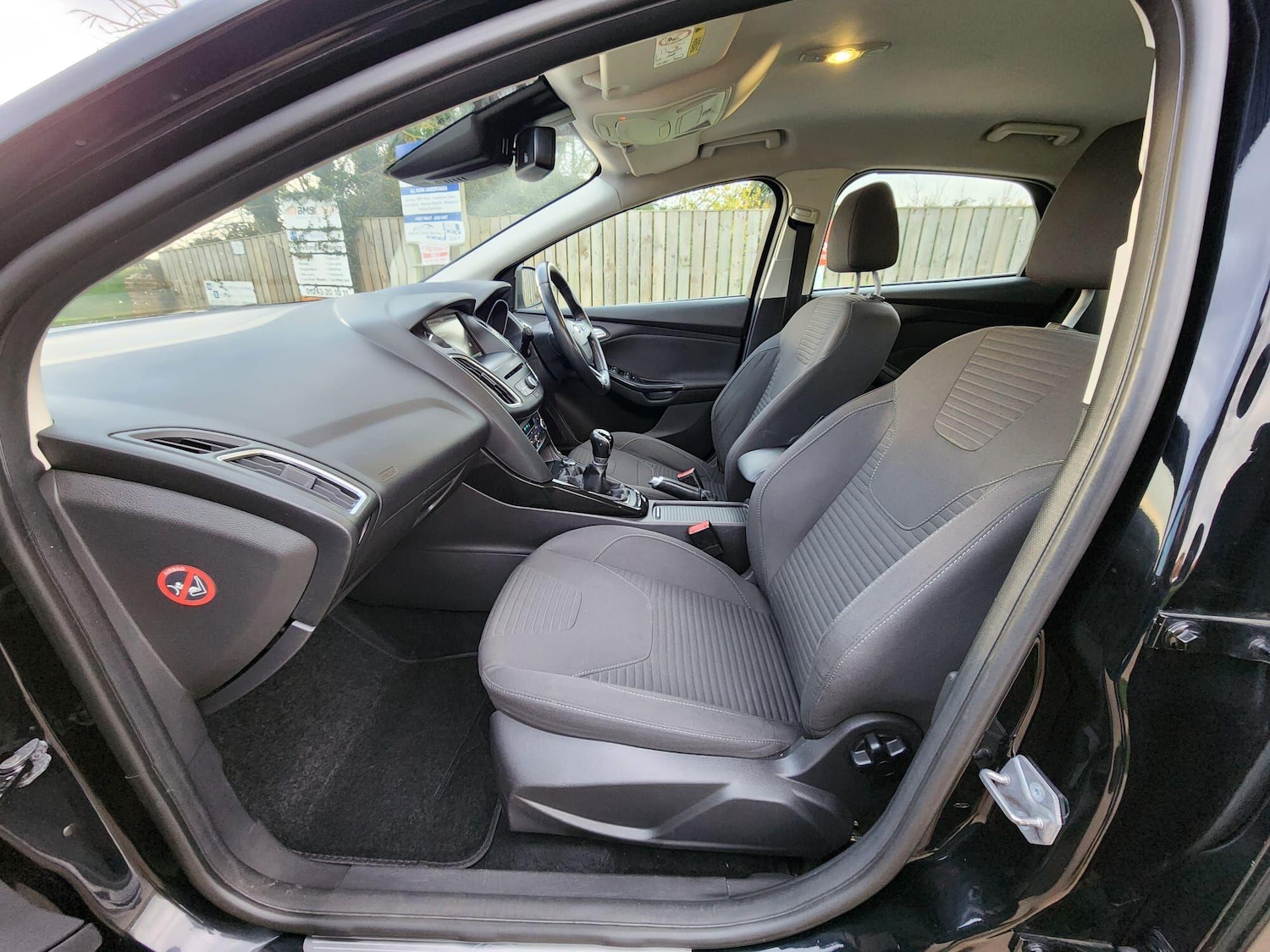 Used Ford Focus 2015 for sale - 76965482: Photo 16