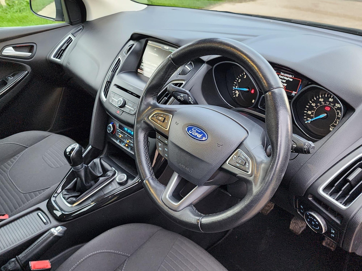 Used Ford Focus 2015 for sale - 76965482: Photo 9