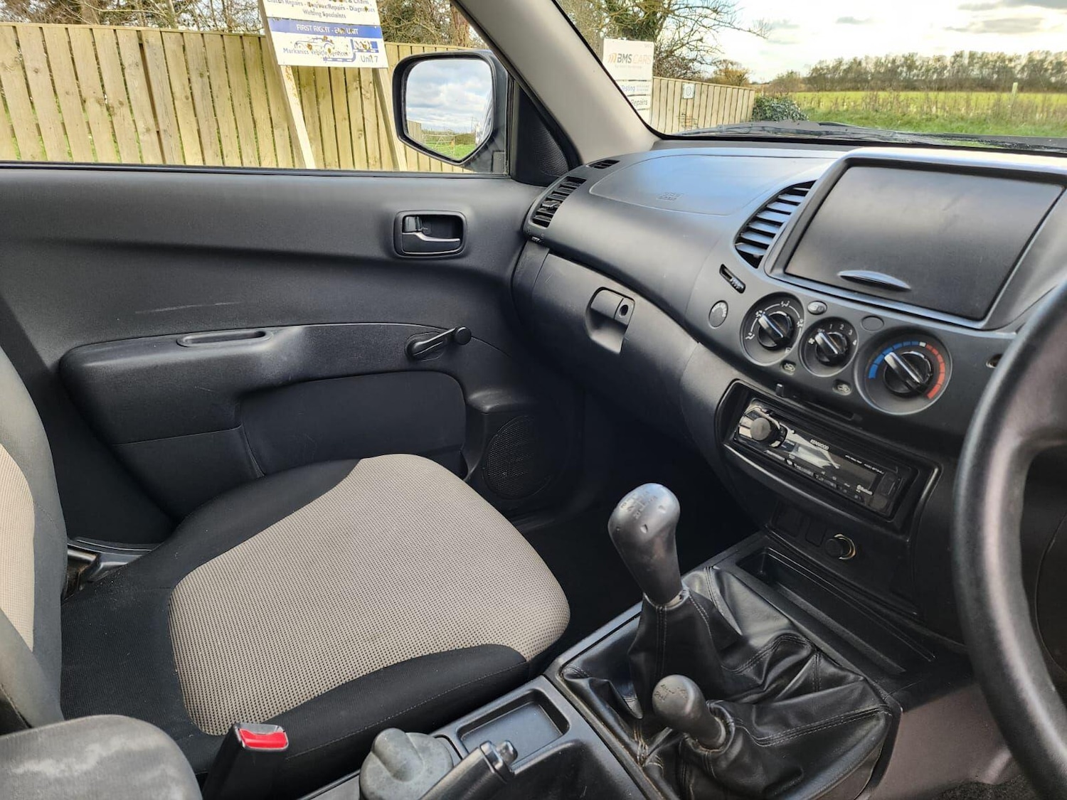 Used Mitsubishi L200 2015 for sale - 76689975: Photo 8