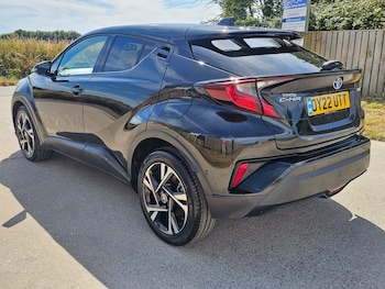 Used Toyota C-HR 2022 for sale - 79132030: Photo