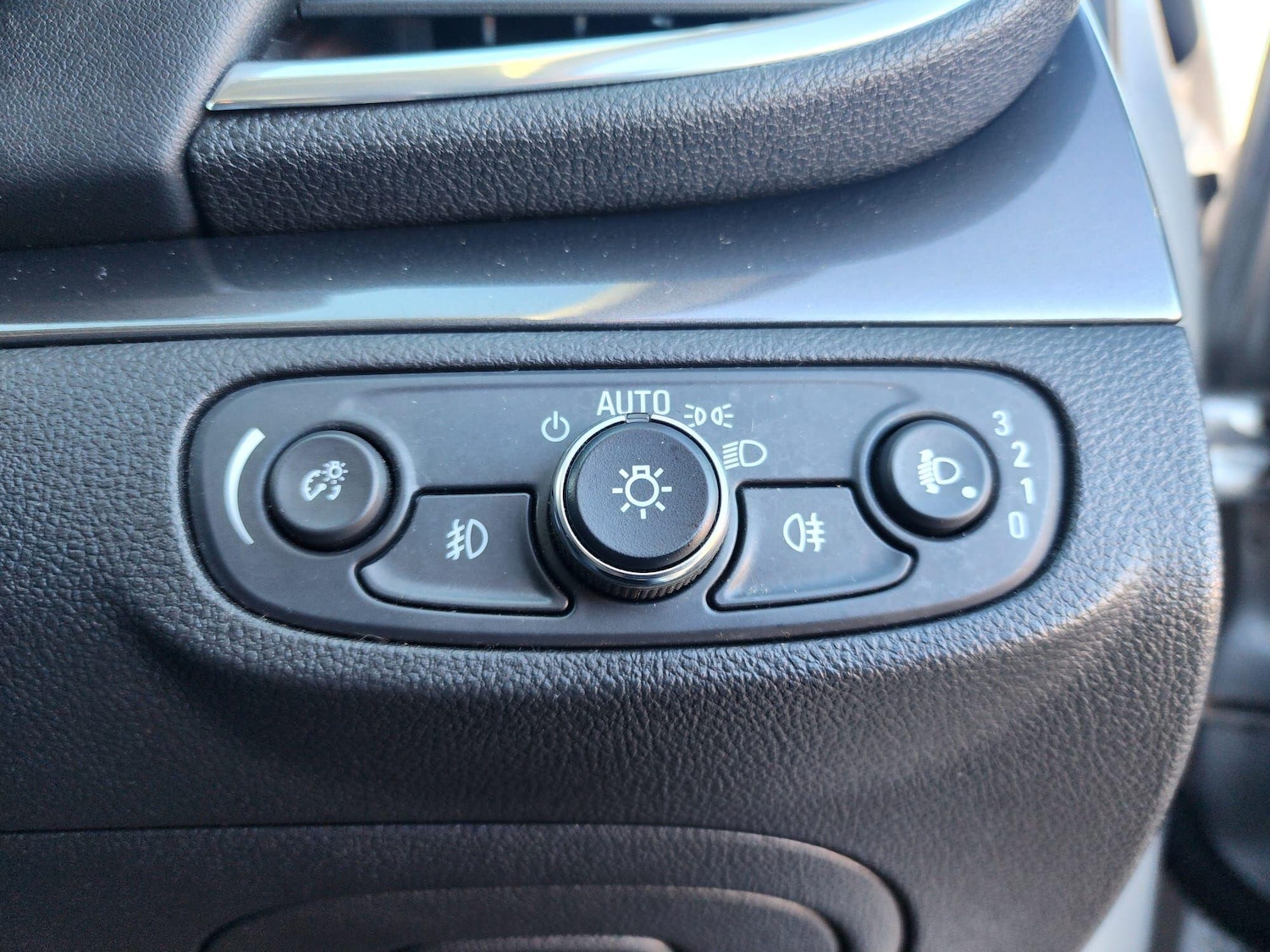 Used Vauxhall Mokka X 2018 for sale - 77108809: Photo 12