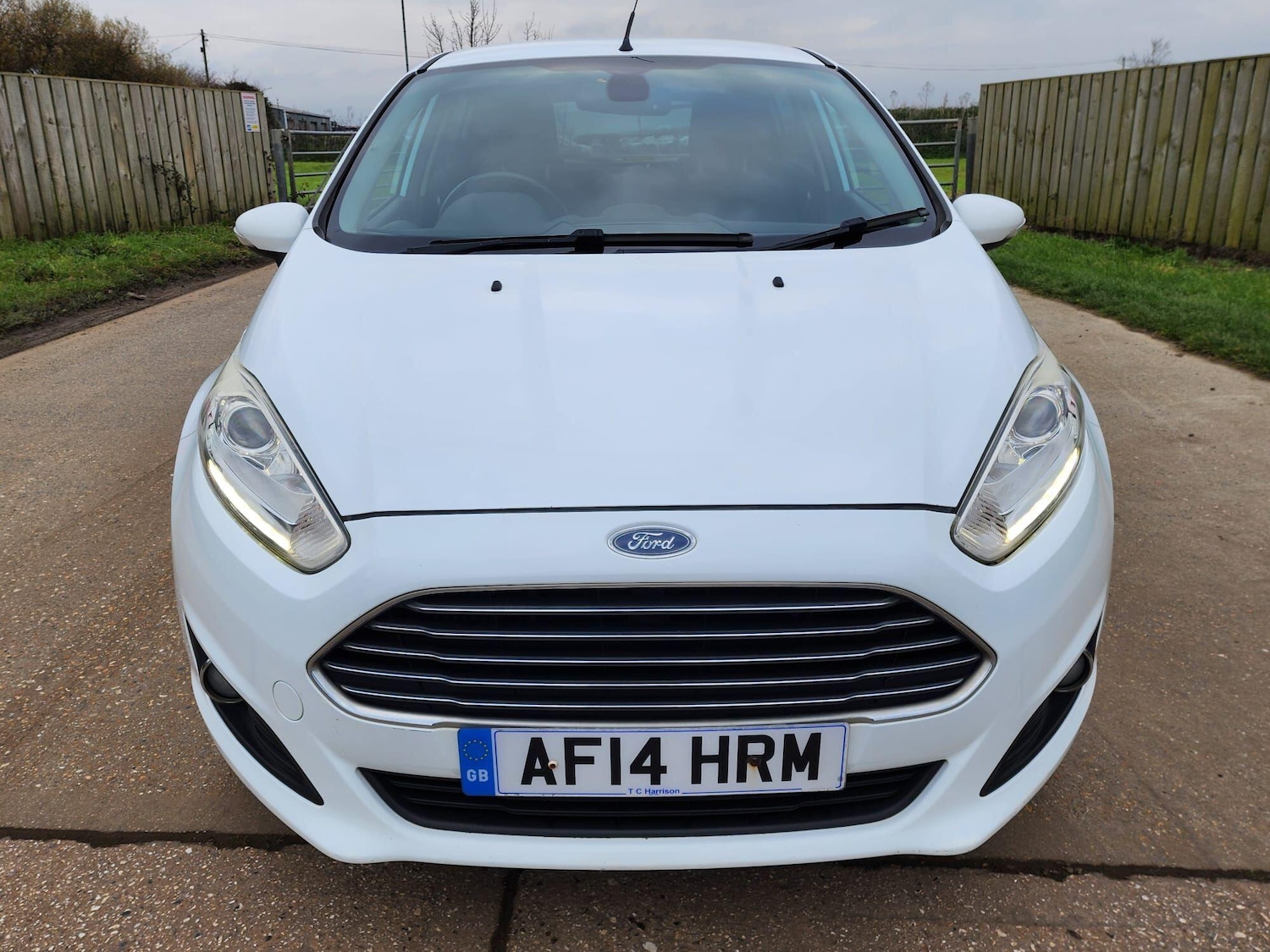 Used Ford Fiesta 2014 for sale - 76964504: Photo 2