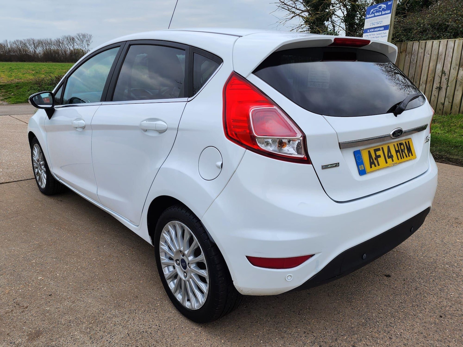 Used Ford Fiesta 2014 for sale - 76964504: Photo 4