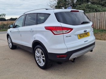 Used Ford Kuga 2015 for sale - 75720818: Photo