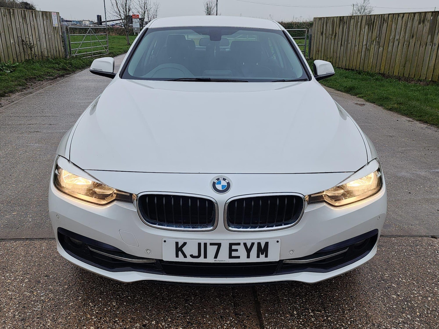 Used BMW 3 Series for sale - 77808030: Photo 2