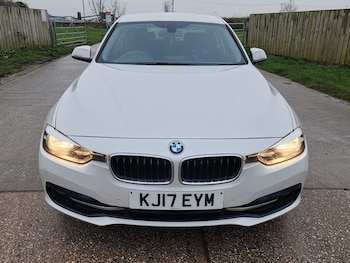 Used BMW 3 Series 2017 for sale - 77808030: Photo