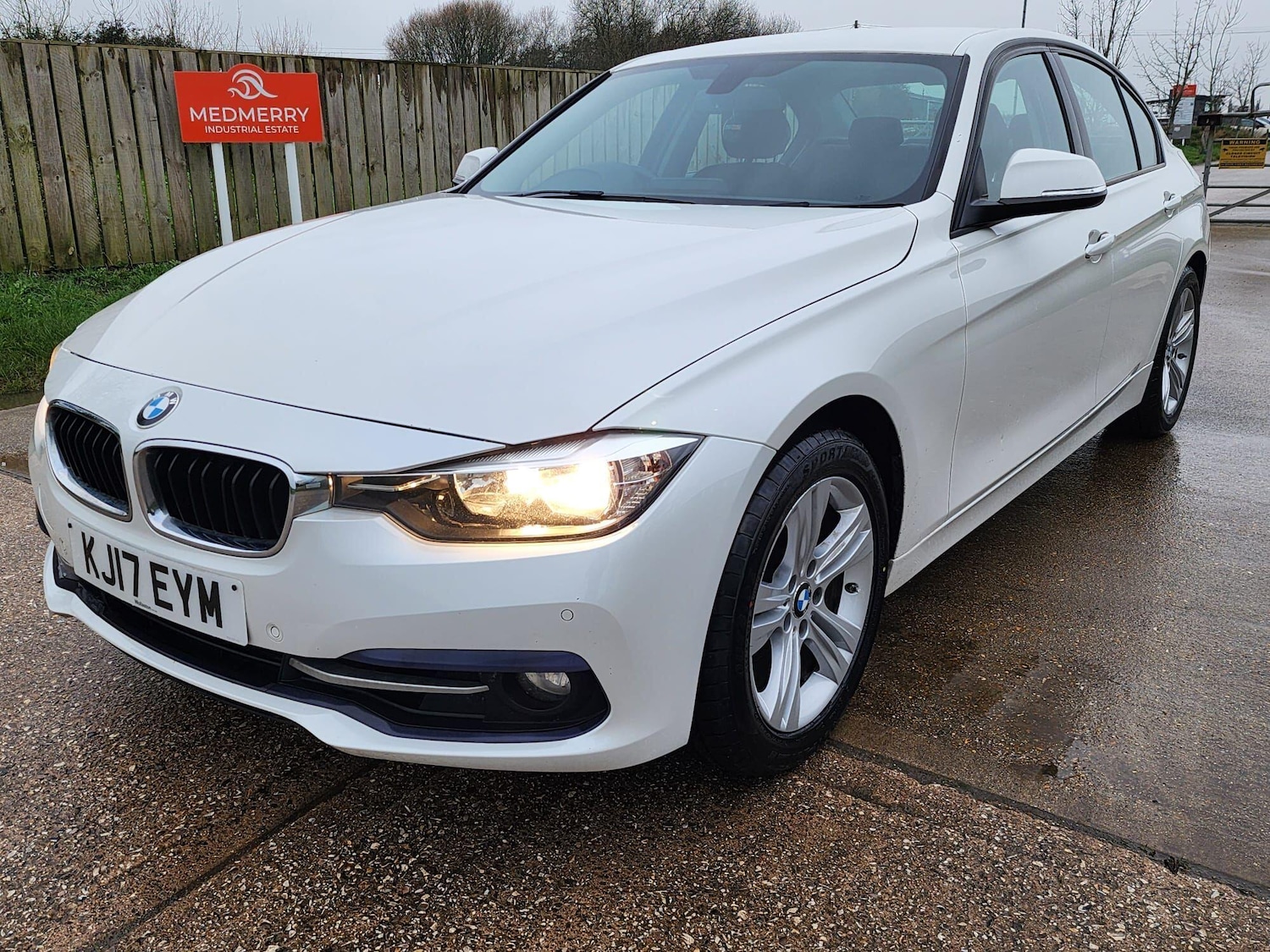 Used BMW 3 Series for sale - 77808030: Photo 3