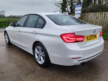 Used BMW 3 Series 2017 for sale - 77808030: Photo