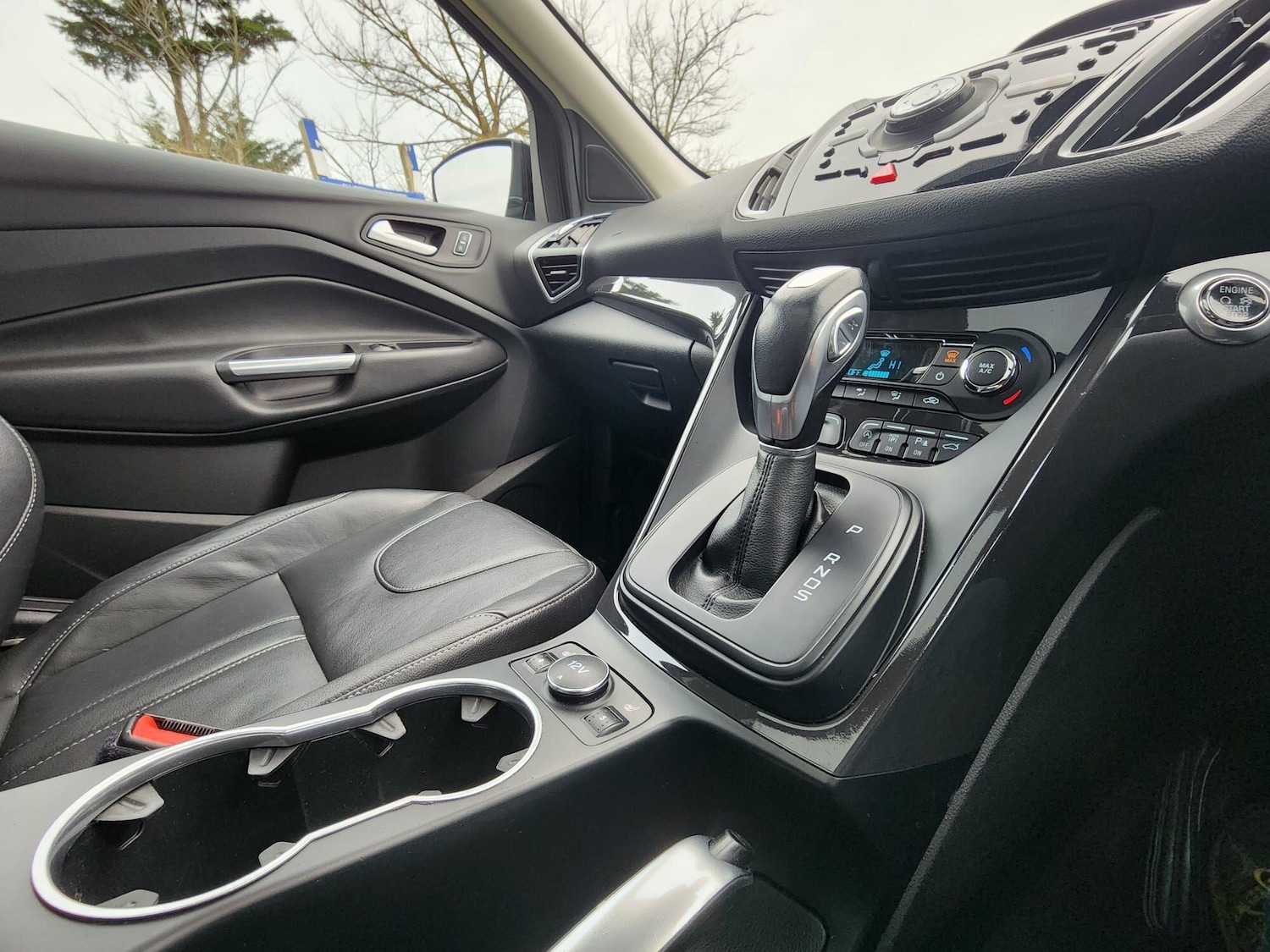 Used Ford Kuga 2015 for sale - 77066507: Photo 9