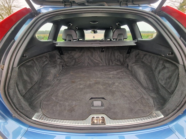 Used Volvo XC60 2015 for sale - 76159040: Photo 19