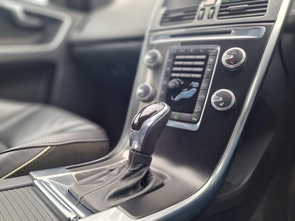 Used Volvo XC60 2015 for sale - 76159040: Photo 7