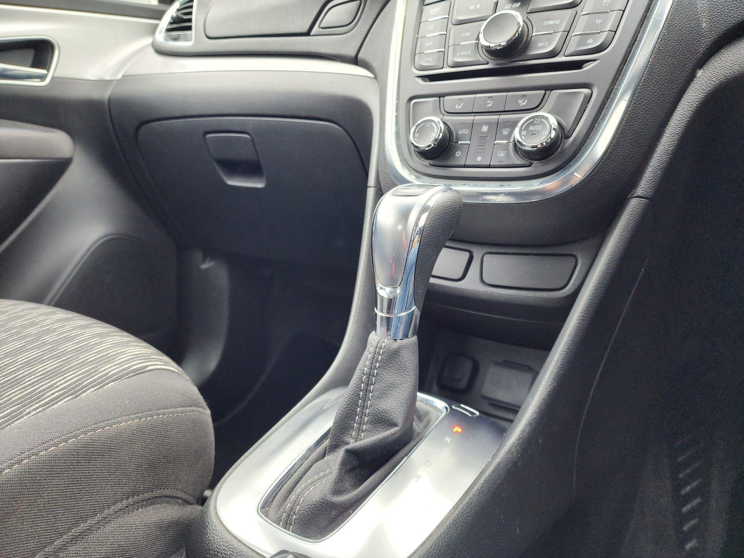 Used Vauxhall Mokka 2016 for sale - 77067001: Photo 7